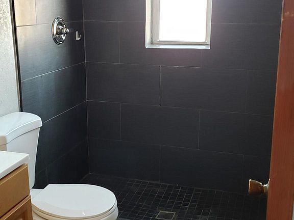 5th image of 4831 Sierra Madre Dr