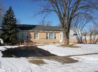 180 Des Plaines Ln, Hoffman Estates, IL