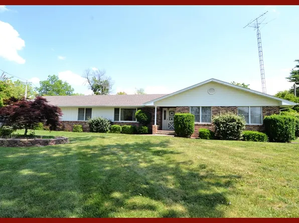 214 W Bates St, La Plata, MO 63549