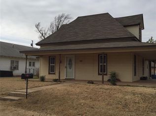 541 N Blake Ave, Hydro, OK 73048