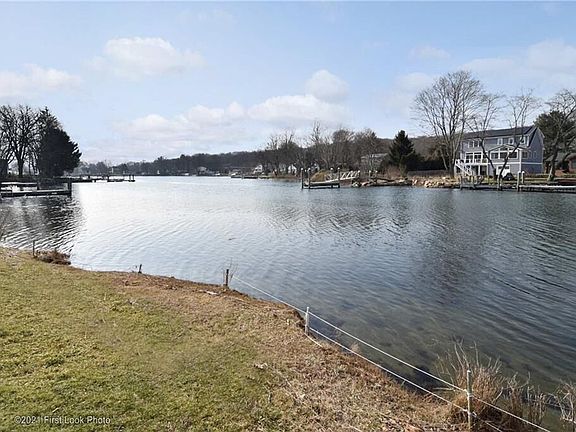 2nd image of 70 S River Dr