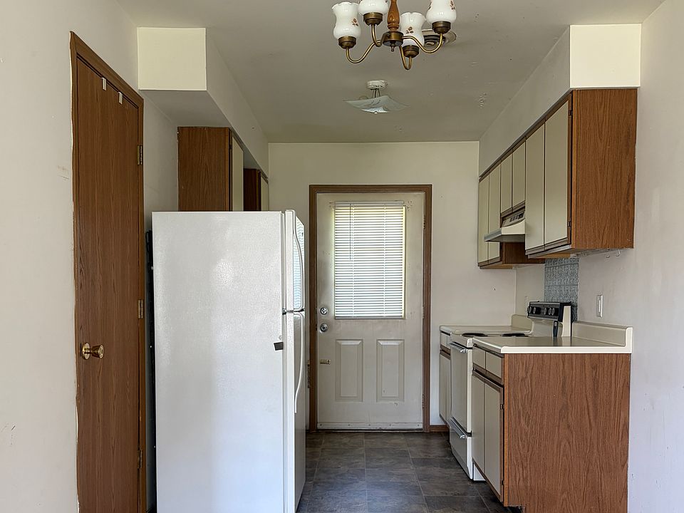 1st image of 1006 E Griggs St #D