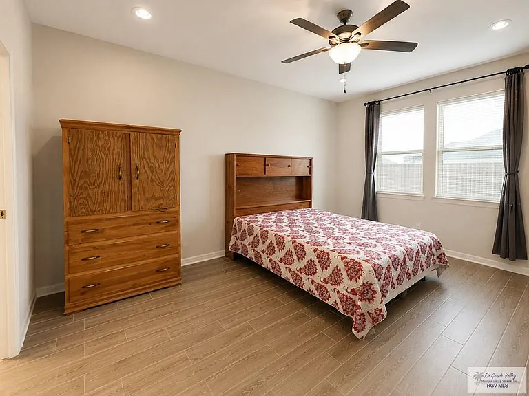 2340 Cougar Trl — Photo 10