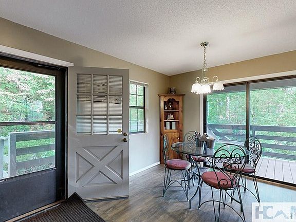 5th image of 353 Vistawilla Drive