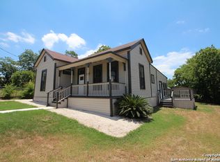1112 E Crockett St, San Antonio, TX 78202