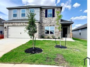 721 Peak Pl, Seguin, TX 78155