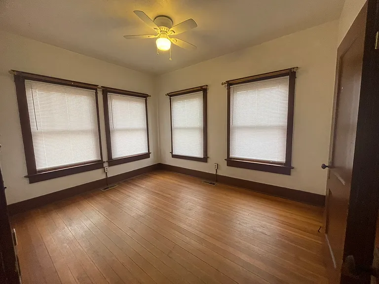 123 Maple St SE — Photo 11