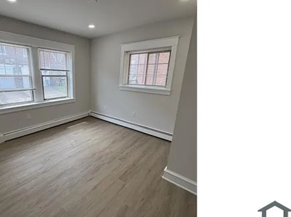 7092 Forrest Ave APT 301, Philadelphia, PA 19138