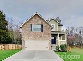 348 Brandywine Ln, Springfield, TN 37172