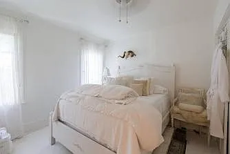 925 Venezia Ave — Photo 29
