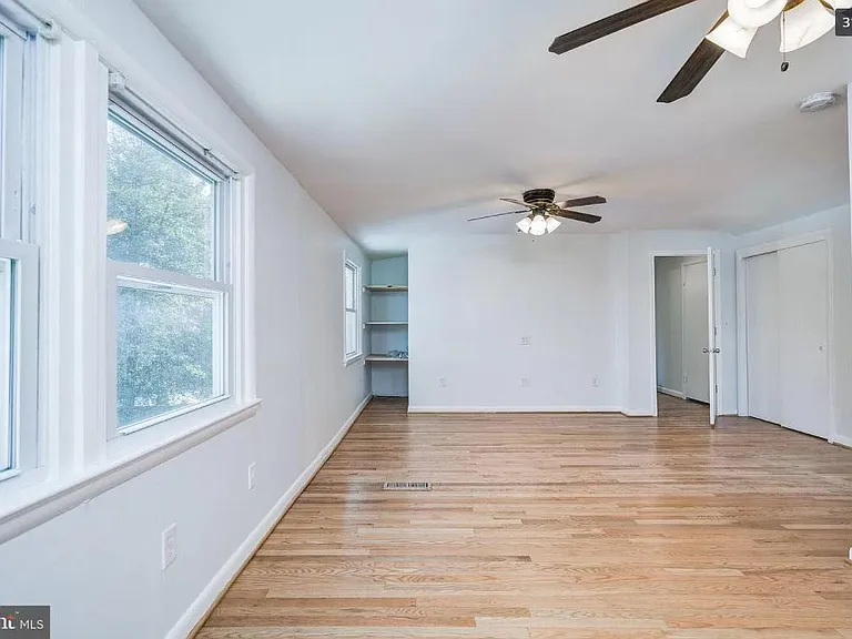 9913 Old Georgetown Rd — Photo 34