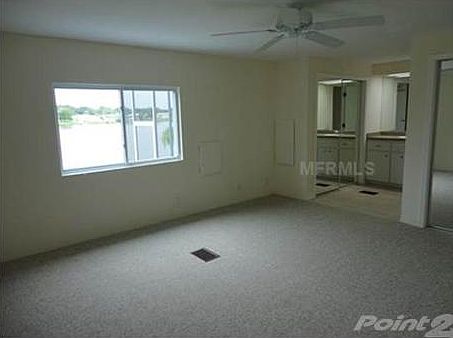 4th image of 2830 Penguin Ln