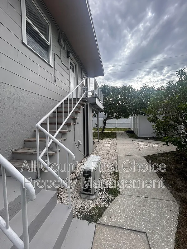 1 bed, 1.0 bath, 440 sqft, $1,200 — Photo 1