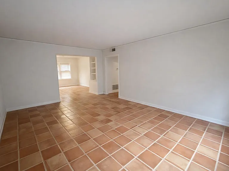 1928 North Blvd #1 — Photo 11