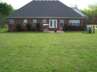 6790 Polk Ln, Columbia, TN 38401