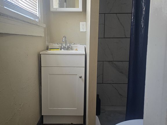 5th image of 21 W 9th Ave APT 4
