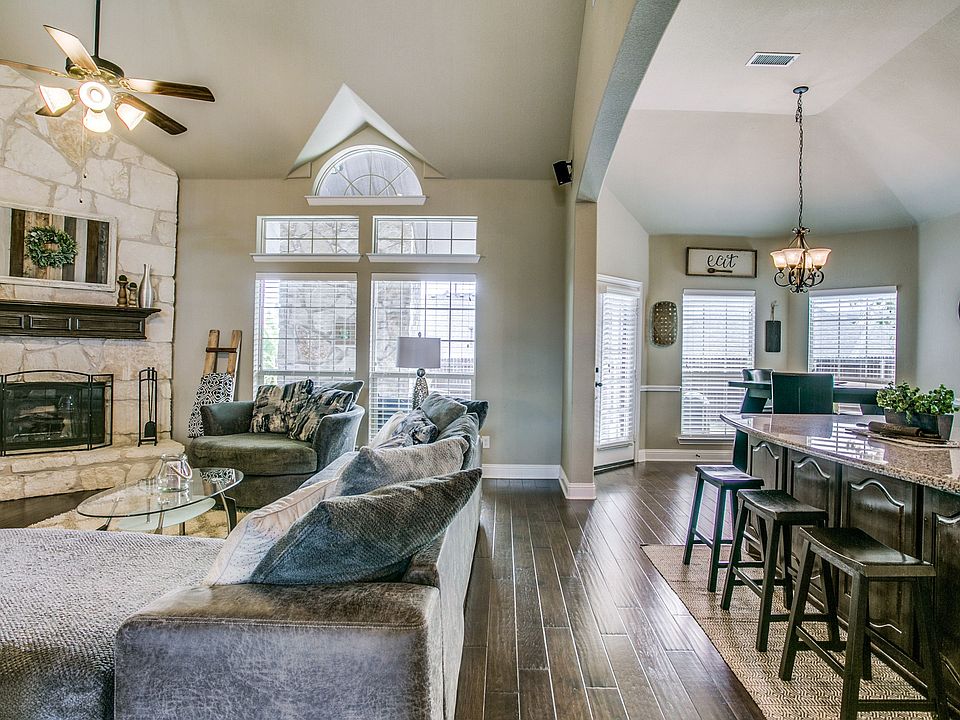 653-gillon-way-rockwall-tx-1-High-Res-5.jpg