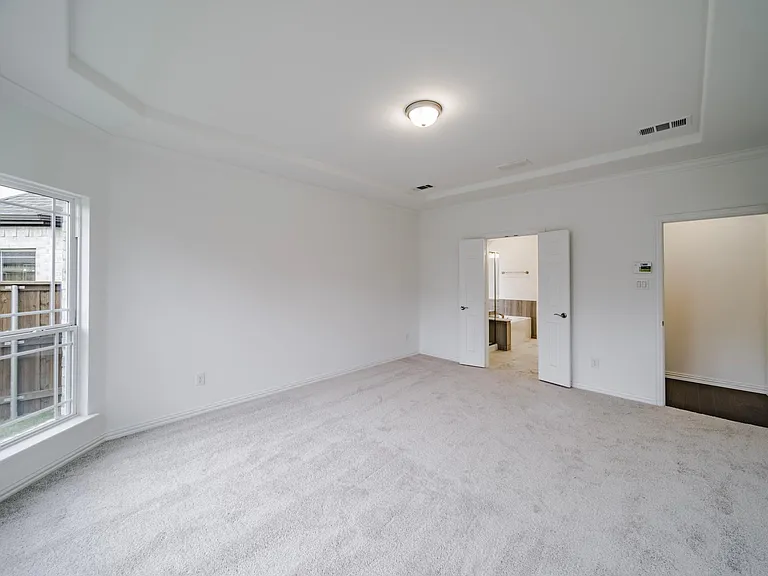 504 Waters Way — Photo 17