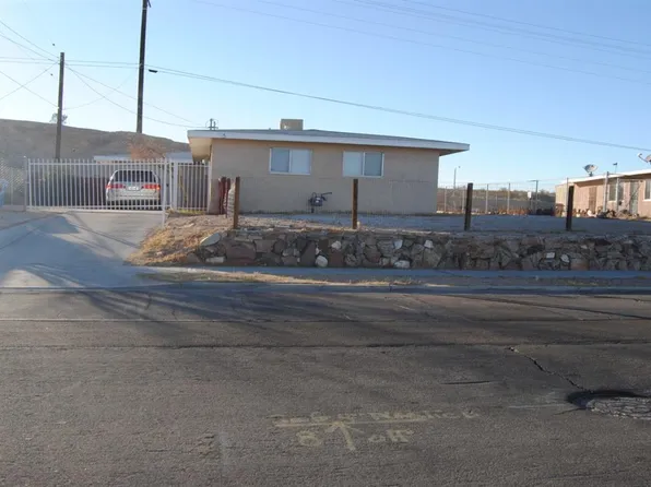 910 S Lillian Dr, Barstow, CA 92311