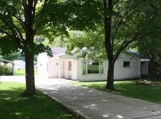 16 Taylor Rd, Mount Vernon, OH 43050