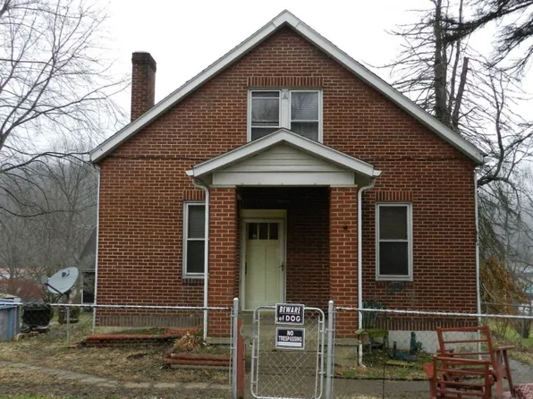 232 Ferrell Ave, Triadelphia, WV 26059