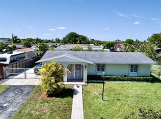 15621 SW 302nd St, Homestead, FL 33033
