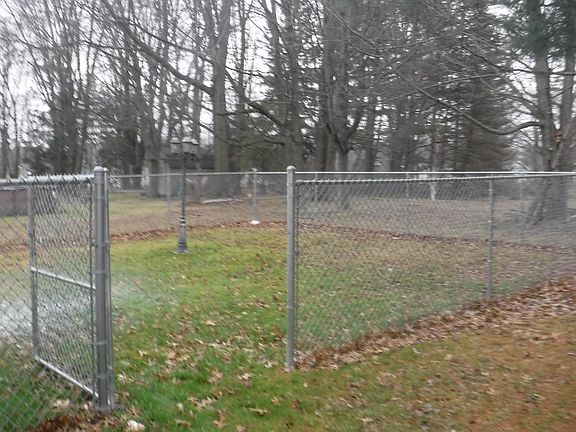 4th image of 11243 Brady Ln