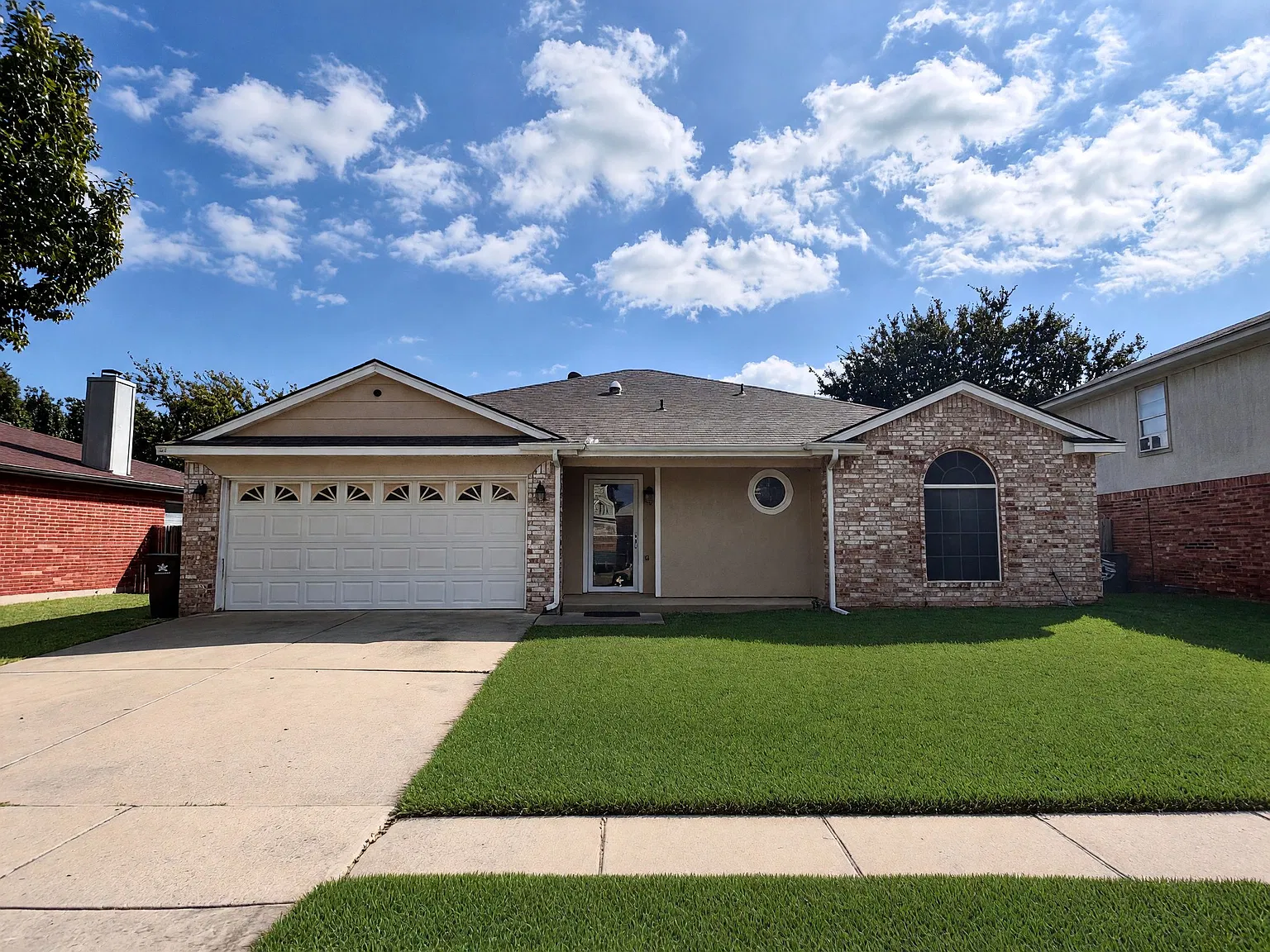 3 bed, 1770 sqft, $2,500 — Photo 1