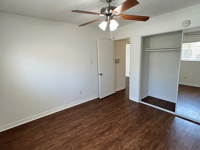 Pine Terrace — Photo 23