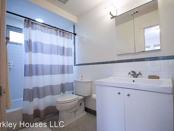 4th image of 807 E 30th St #8423683