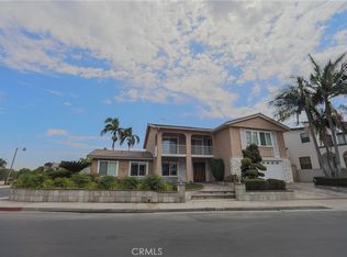 720 Pepper Tree Ln, Long Beach, CA 90815