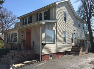 428 Hazlitt Ave, Leonia, NJ 07605