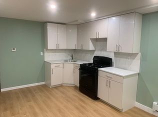 43-39 166th St #B1, Flushing, NY 11358