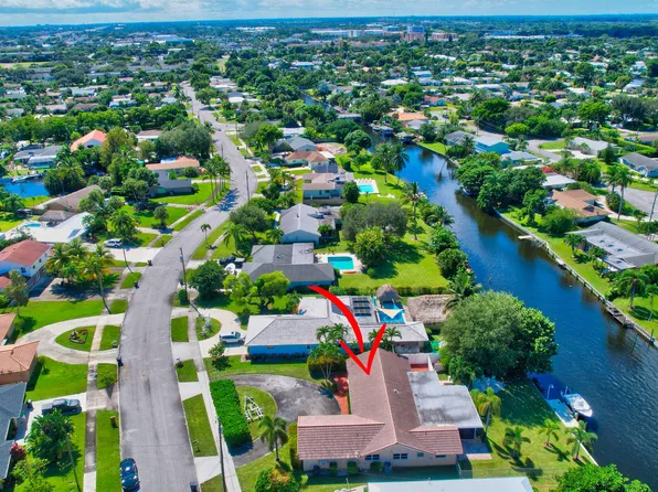 1753 W Terrace Dr, Lake Worth, FL 33460