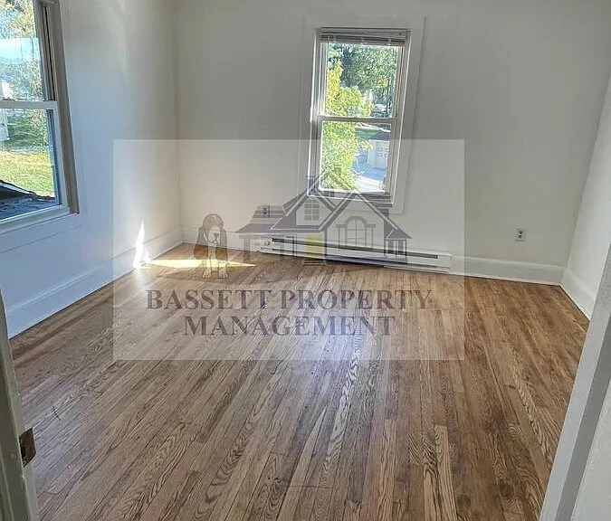 109 E Albert St #2 — Photo 8