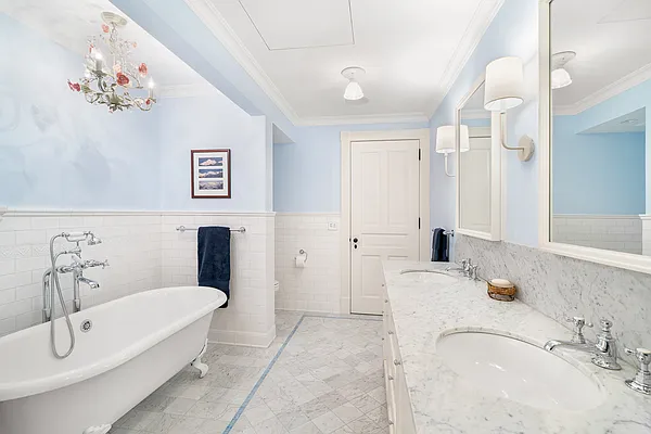 Sold by Brown Harris Stevens | media 9