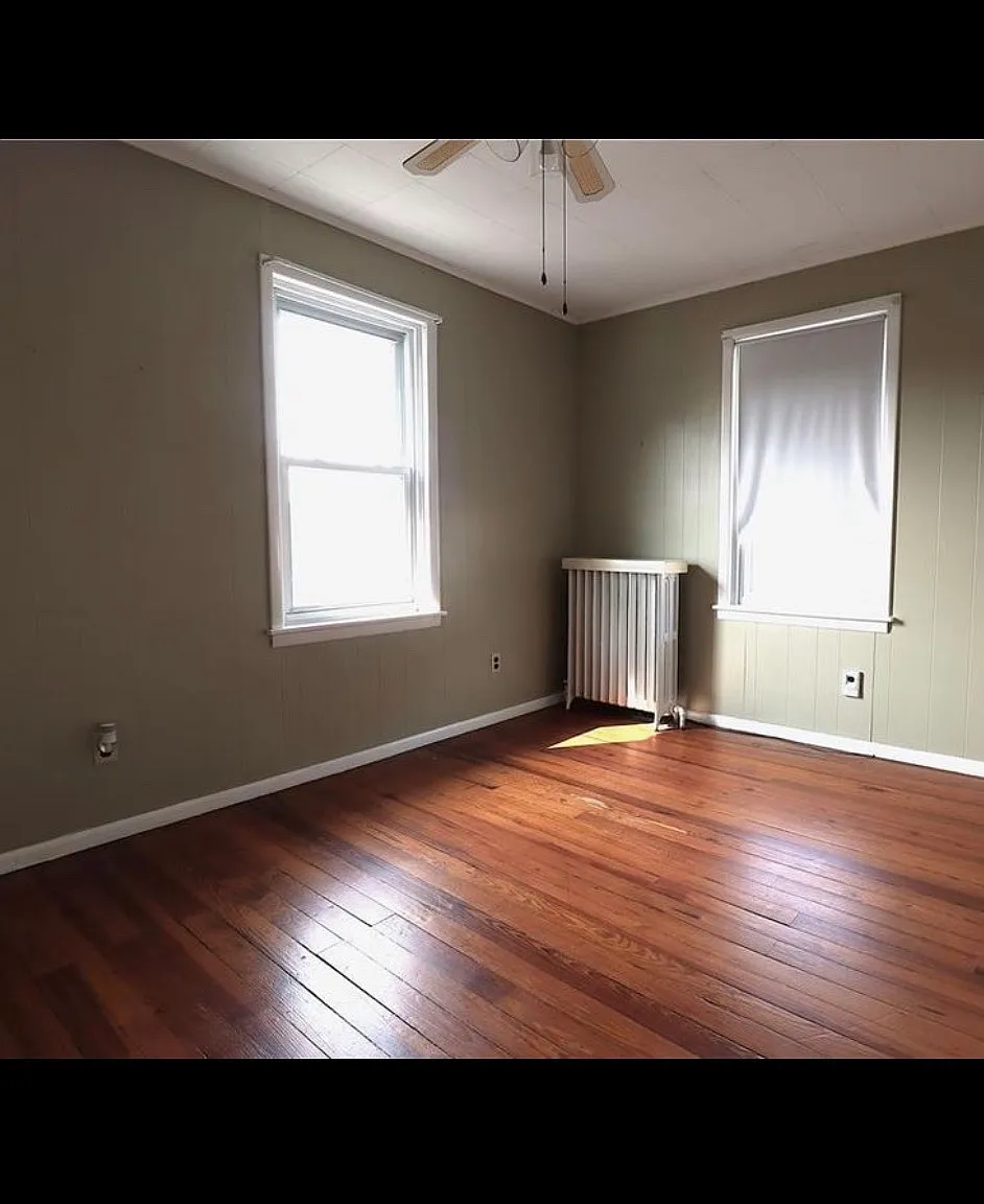 3 bed, 1714 sqft, $2,495 — Photo 3