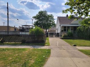 22741 Teppert Ave, Eastpointe, MI 48021