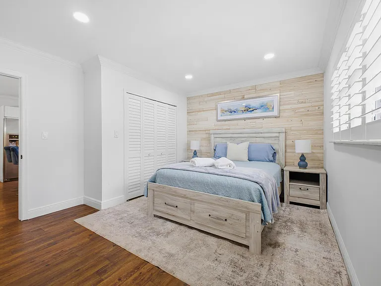 5120 NE 22nd Ave — Photo 17