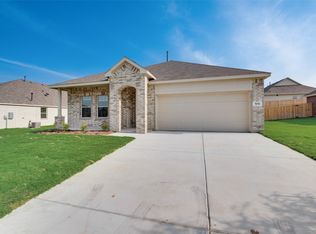 1212 Almond Rd, Azle, TX 76020