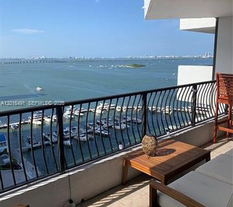 1st image of 555 NE 15th St APT 19E