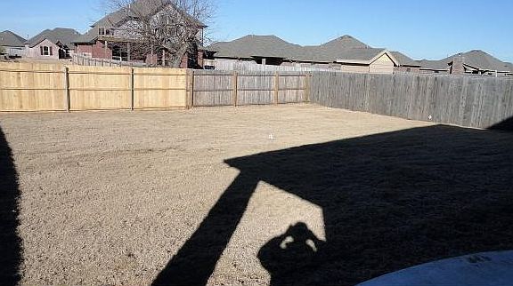 5th image of 309 SW 148th St
