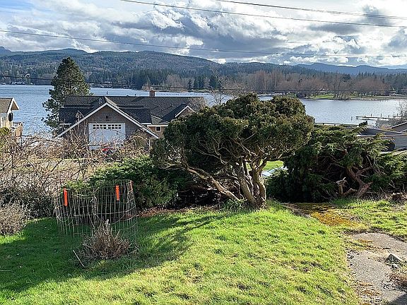5th image of 309 Northshore Dr
