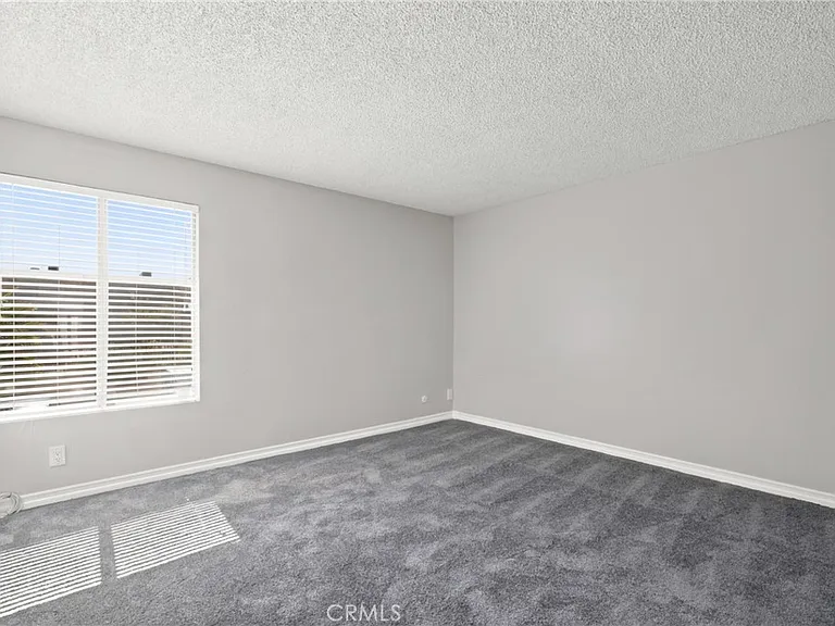 15425 Sherman Way #211 — Photo 10