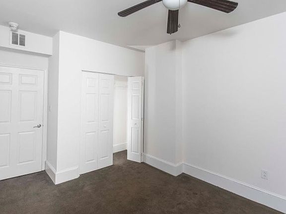 2nd image of 260 S 11th St #0r07eyymr