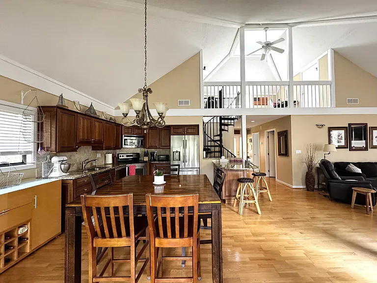 2 Palm Isle Ct — Photo 9