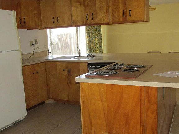 3rd image of 8450 E Malvern Pl