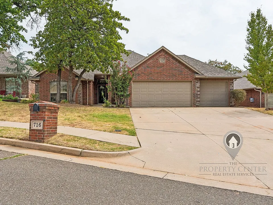 716 Tuscany Way