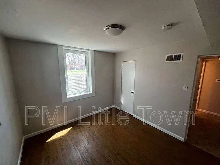 3620 Hudson St — Photo 9