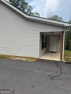 3 bed, 2.0 bath, 1402 sqft, $1,895 — Photo 2